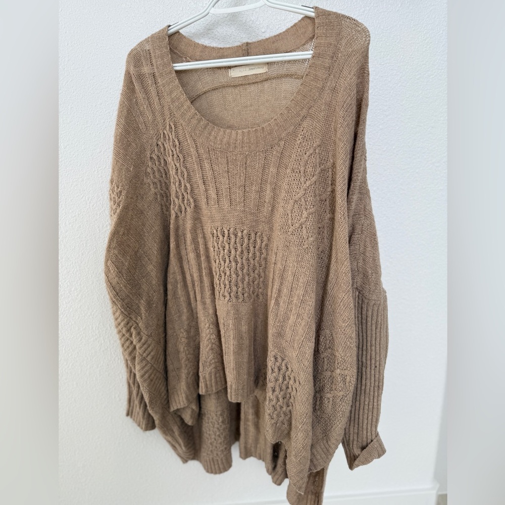 Women’s Tan Cozy Knit Sweater